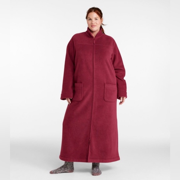 L.L. Bean Other - L.L. Bean Winter Fleece Zip-Front Robe Large